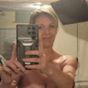 Meet your Posher, Lasey